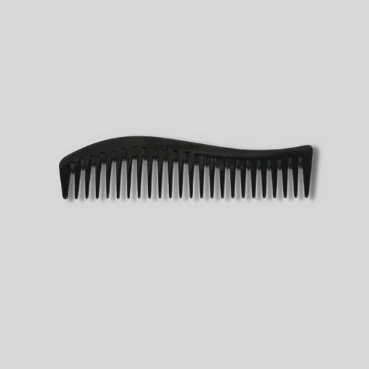 curved wide tooth hard rubber comb (7.5 in)